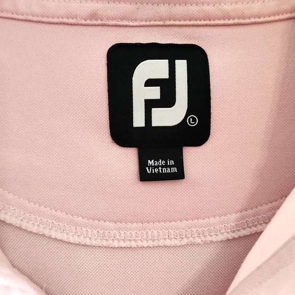 FJ (L) Golfing shirt light pink in good worn condition - Picture 2 of 6